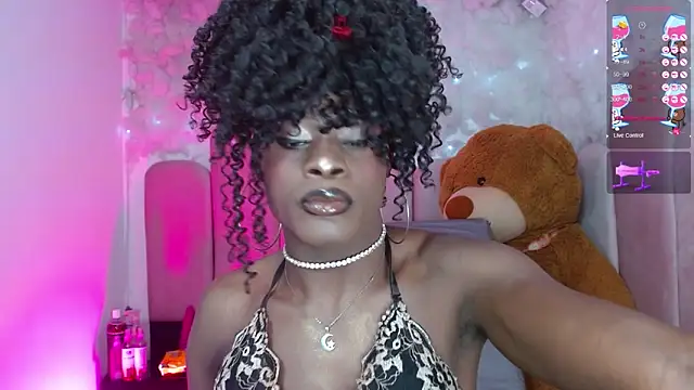 Snapshot of puca_ebony chatting on 02.20.26 puca ebony online show from 02.20.26