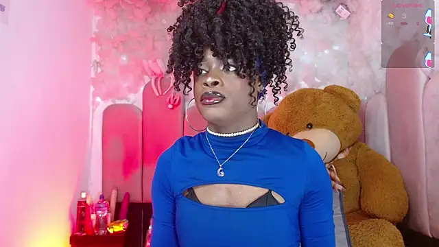 Snapshot of puca_ebony chatting on 02.24.26 puca ebony online show from 02.24.26