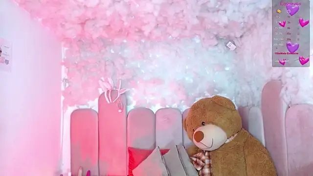 Snapshot of puca_ebony chatting on 02.25.26 puca ebony online show from 02.25.26