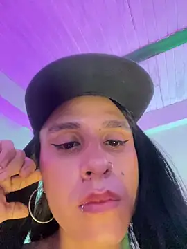 Ari-Hall online show from 03.19.25