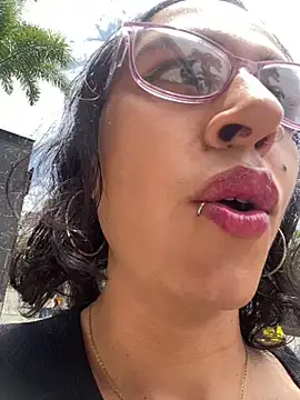 Ari-Hall online show from 03.20.25