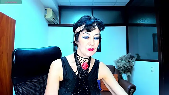 Silvia Wallec online show from 01.26.25