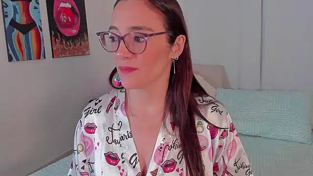 Snapshot of Jessica_Herrera_ chatting on 02.09.26 Jessica Herrera online show from 02.09.26