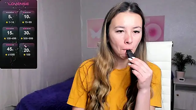 Geisha Anna online show from 12.14.25