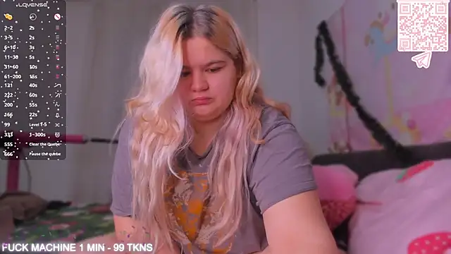 Freakcute  online show from 01.11.26