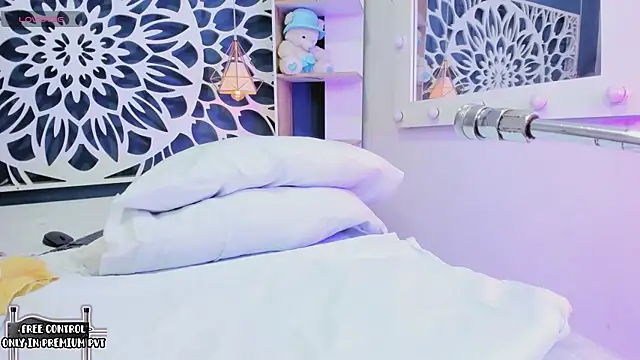 amalla  online show from 04.15.26