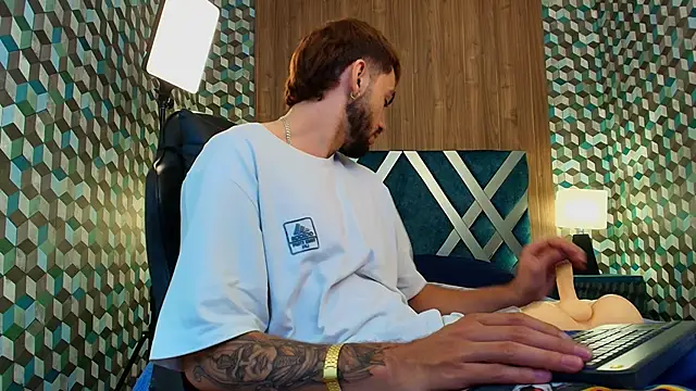 Michael magno online show from 10.02.25