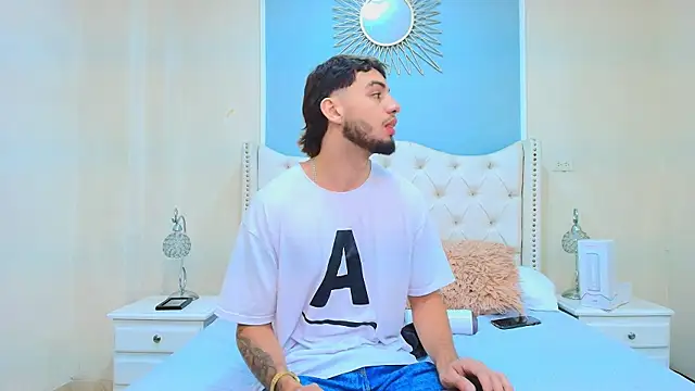 Michael magno online show from 11.11.25