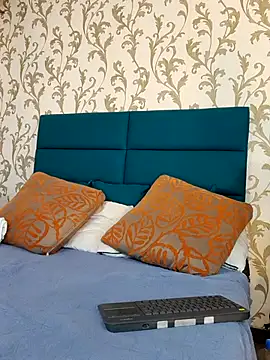 Snapshot of Michael_magno chatting on 02.18.26 Michael magno online show from 02.18.26