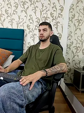 Snapshot of Michael_magno chatting on 02.27.26 Michael magno online show from 02.27.26