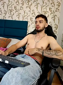 Michael magno online show from 03.25.26