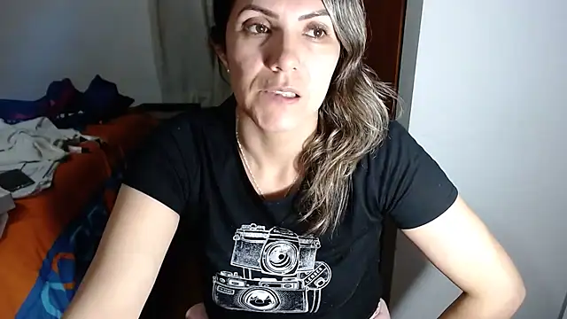 Chantal hott online show from 11.08.25