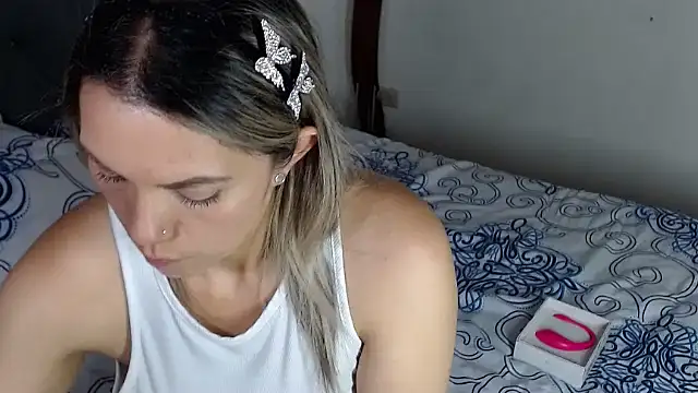 Chantal hott online show from 04.21.26