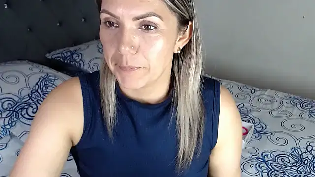 Chantal hott online show from 04.22.26