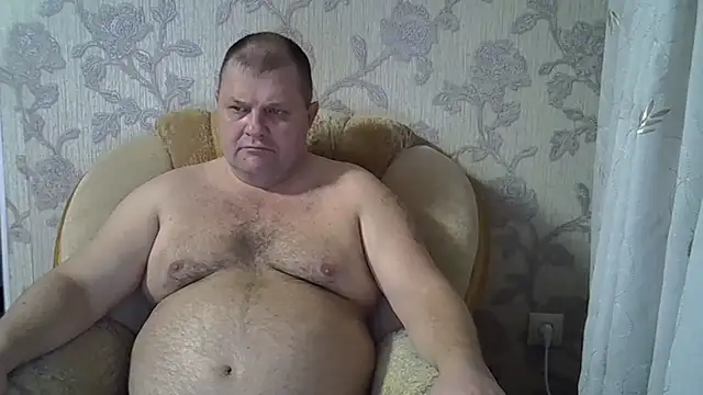 Snapshot of Nilola6 chatting on 01.05.25 Nilola6 online show from 01.05.25