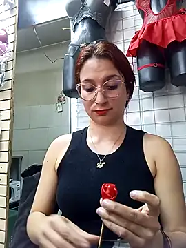 Paula382023 online show from 02.04.25