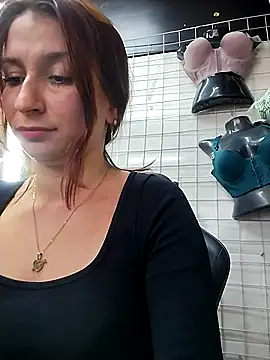Paula382023 online show from 03.18.25