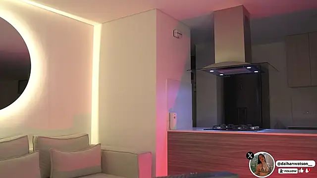 Daihanwatson  online show from 04.09.26