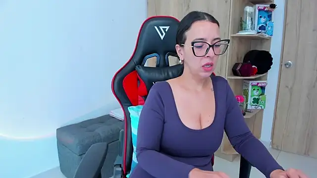 Snapshot of _amanda_seyfried19 chatting on 09.30.25 amanda seyfried19 online show from 09.30.25