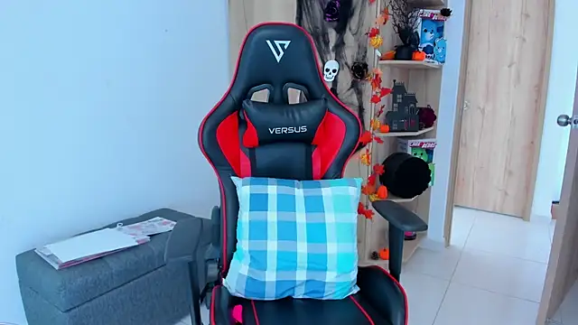 Snapshot of _amanda_seyfried19 chatting on 10.23.25 amanda seyfried19 online show from 10.23.25