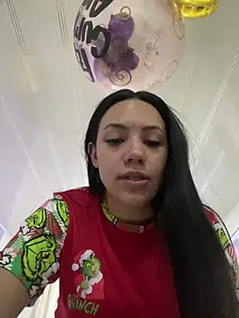 hannahb-e online show from 12.24.24