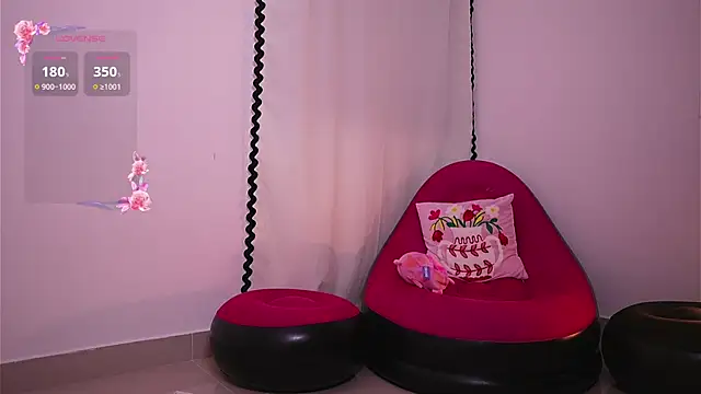kit katt  online show from 09.25.25