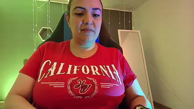Sammy owens  online show from 01.05.25