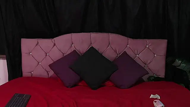 Snapshot of Cataleya_divine chatting on 09.18.25 Cataleya divine online show from 09.18.25