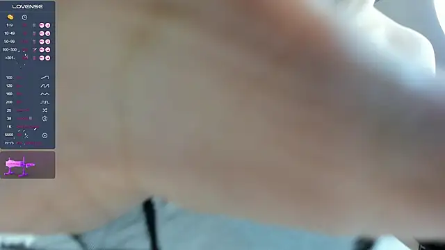 Liu Yifei  online show from 10.10.25