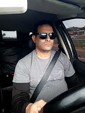 Snapshot of hecwil8 chatting on 10.29.25 hecwil8 online show from 10.29.25