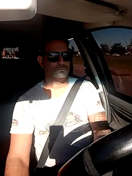 Snapshot of hecwil8 chatting on 11.14.25 hecwil8 online show from 11.14.25