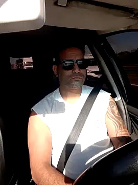 Snapshot of hecwil8 chatting on 11.28.25 hecwil8 online show from 11.28.25