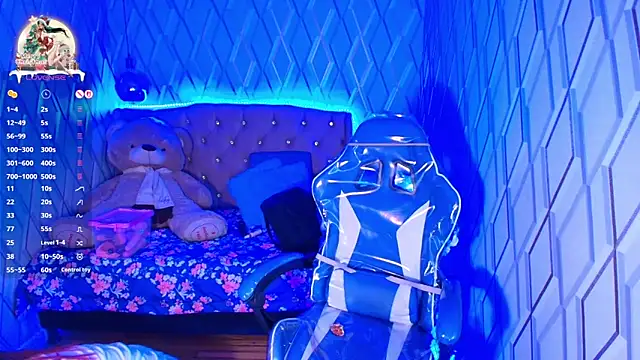 NicolleTaylor online show from 11.18.25