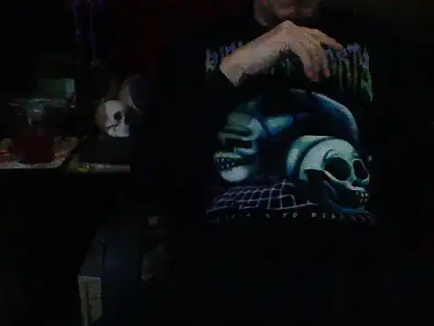 Snapshot of mrdemoncrowly chatting on 10.18.25 mrdemoncrowly online show from 10.18.25