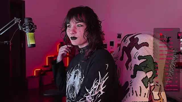 deadlysweet online show from 12.03.25