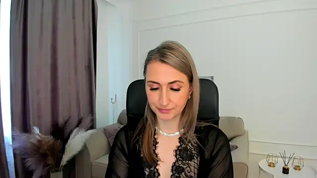 Snapshot of PassionGlow chatting on 01.16.25 PassionGlow online show from 01.16.25