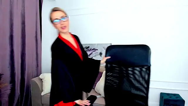 Snapshot of PassionGlow chatting on 01.21.25 PassionGlow online show from 01.21.25