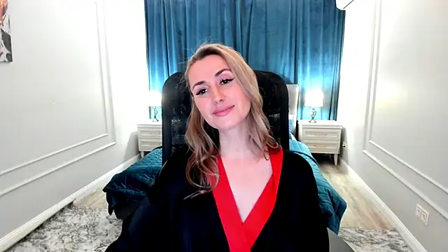 Snapshot of PassionGlow chatting on 02.06.25 PassionGlow online show from 02.06.25