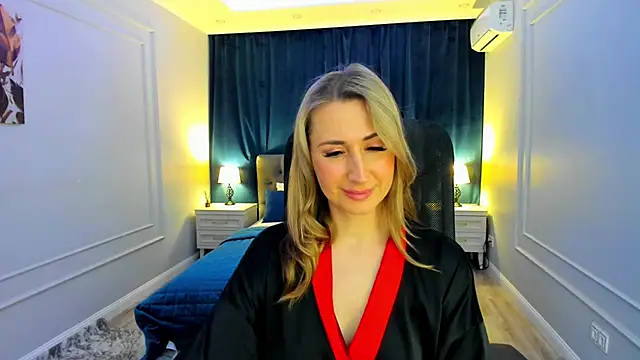 Snapshot of PassionGlow chatting on 02.27.25 PassionGlow online show from 02.27.25