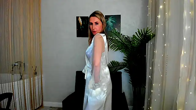 Snapshot of PassionGlow chatting on 02.28.25 PassionGlow online show from 02.28.25