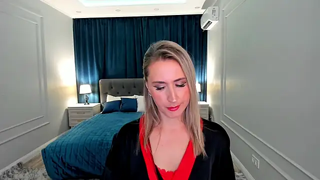 Snapshot of PassionGlow chatting on 09.22.25 PassionGlow online show from 09.22.25