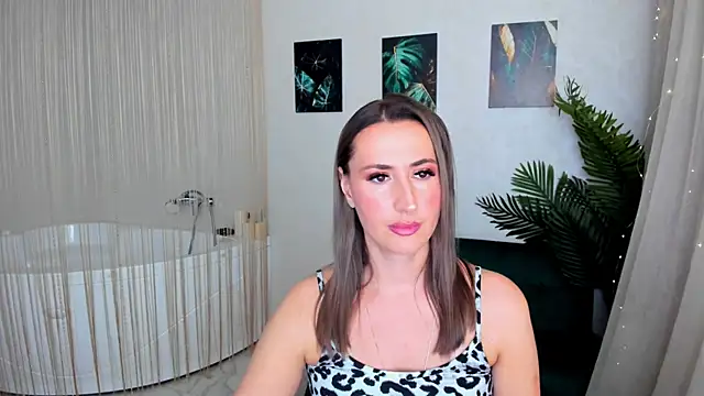 Snapshot of PassionGlow chatting on 09.28.25 PassionGlow online show from 09.28.25