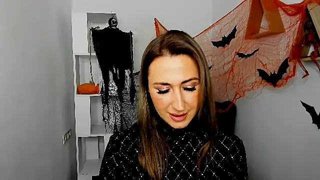 Snapshot of PassionGlow chatting on 10.11.25 PassionGlow online show from 10.11.25