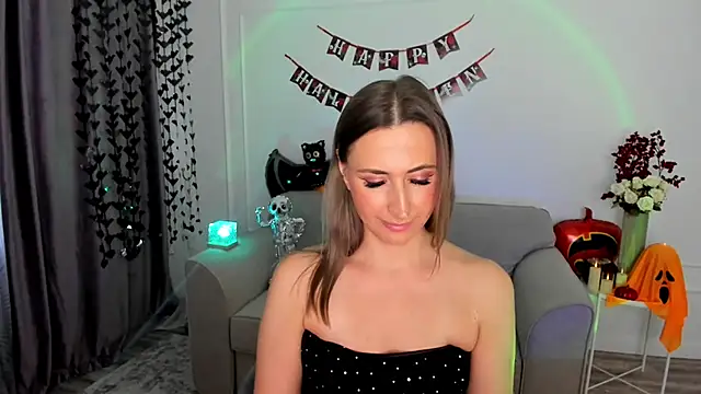 Snapshot of PassionGlow chatting on 10.15.25 PassionGlow online show from 10.15.25