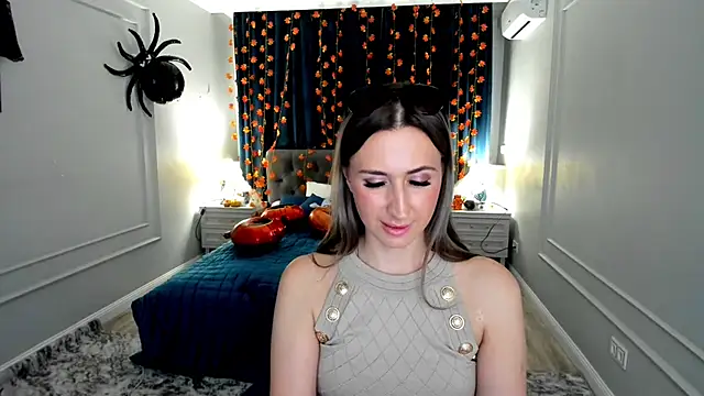 Snapshot of PassionGlow chatting on 10.23.25 PassionGlow online show from 10.23.25