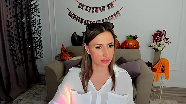 Snapshot of PassionGlow chatting on 10.25.25 PassionGlow online show from 10.25.25