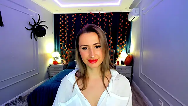 Snapshot of PassionGlow chatting on 10.29.25 PassionGlow online show from 10.29.25