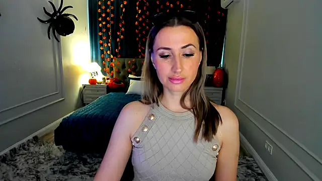 Snapshot of PassionGlow chatting on 10.30.25 PassionGlow online show from 10.30.25