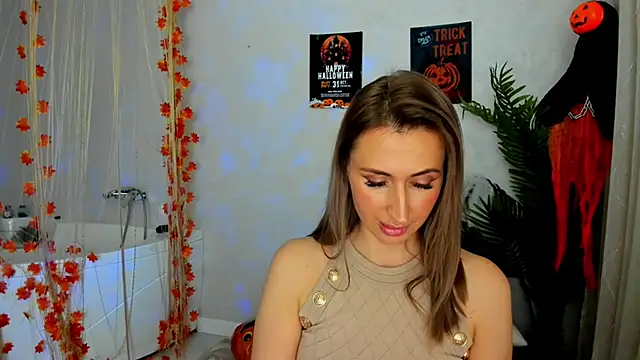 Snapshot of PassionGlow chatting on 11.05.25 PassionGlow online show from 11.05.25