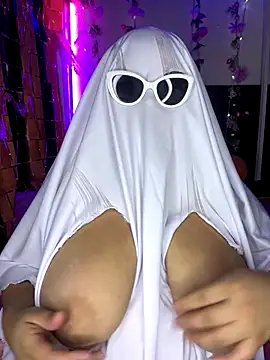 CharlotteMillers online show from 10.30.25